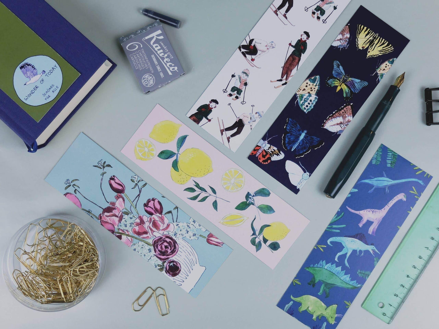 Wonder Of Today - Bookmark flower vaas - The Dreamer's Bookshop.