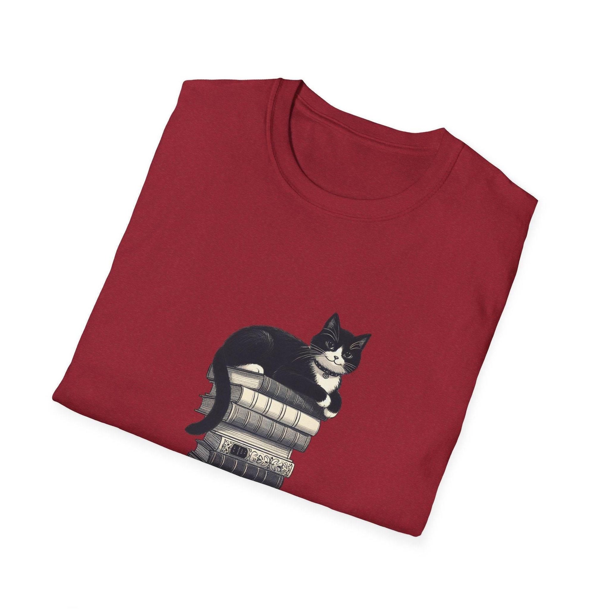 Unisex Softstyle T-Shirt - Vintage Cat Book Stack Booklover - The Dreamer's Bookshop.