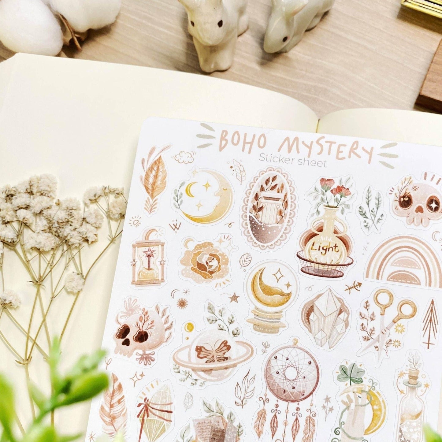 LETTOOn - Stickervel - Boho Mystery - The Dreamer's Bookshop.