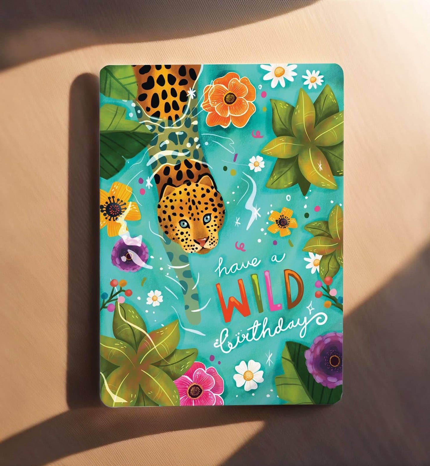 Aniet Illustration - Kaart verjaardag felicitatie cheetah wild ansichtkaart - The Dreamer's Bookshop.