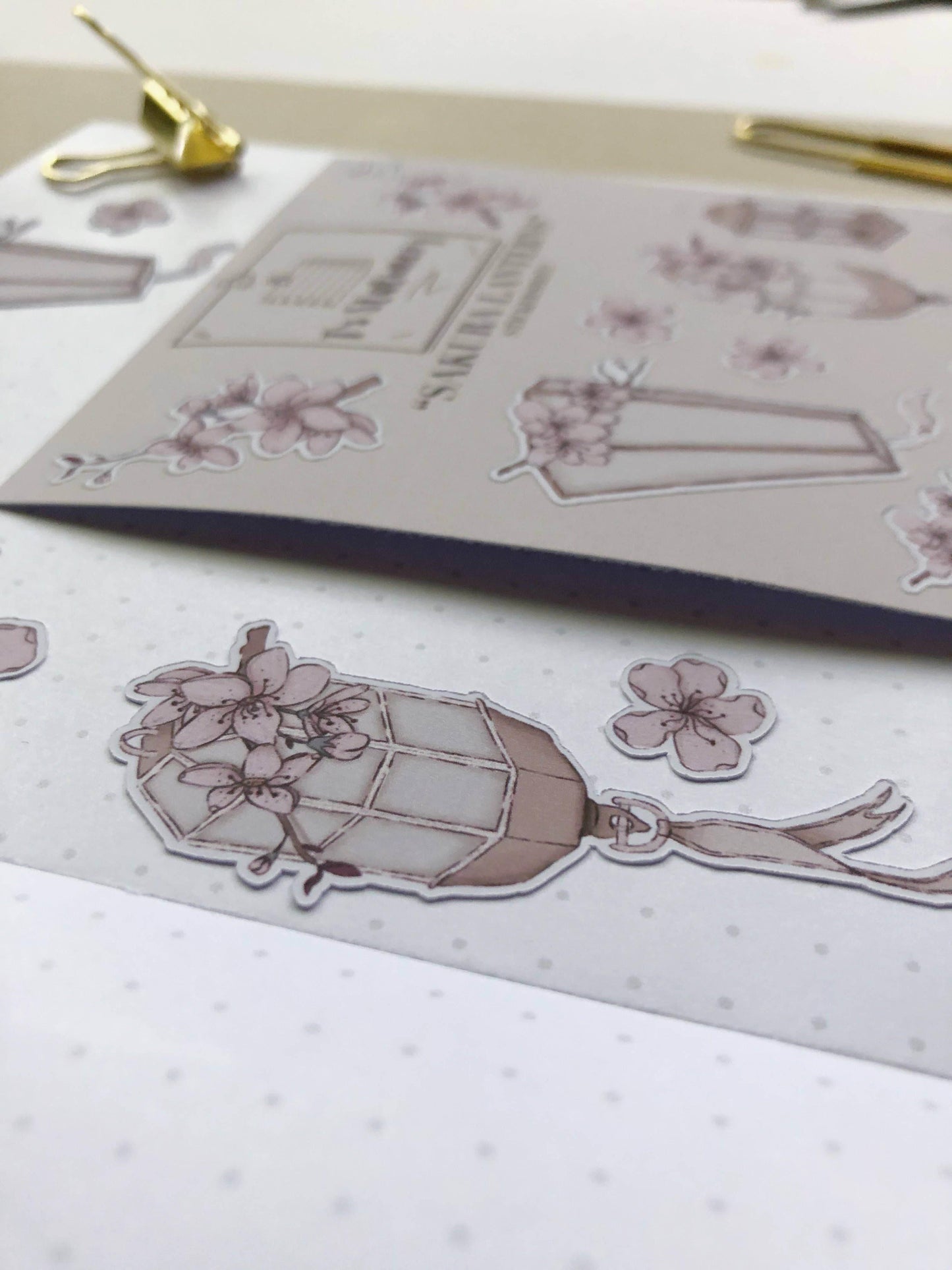 T's Stationery - „Sakura-lantaarns” - The Dreamer's Bookshop.