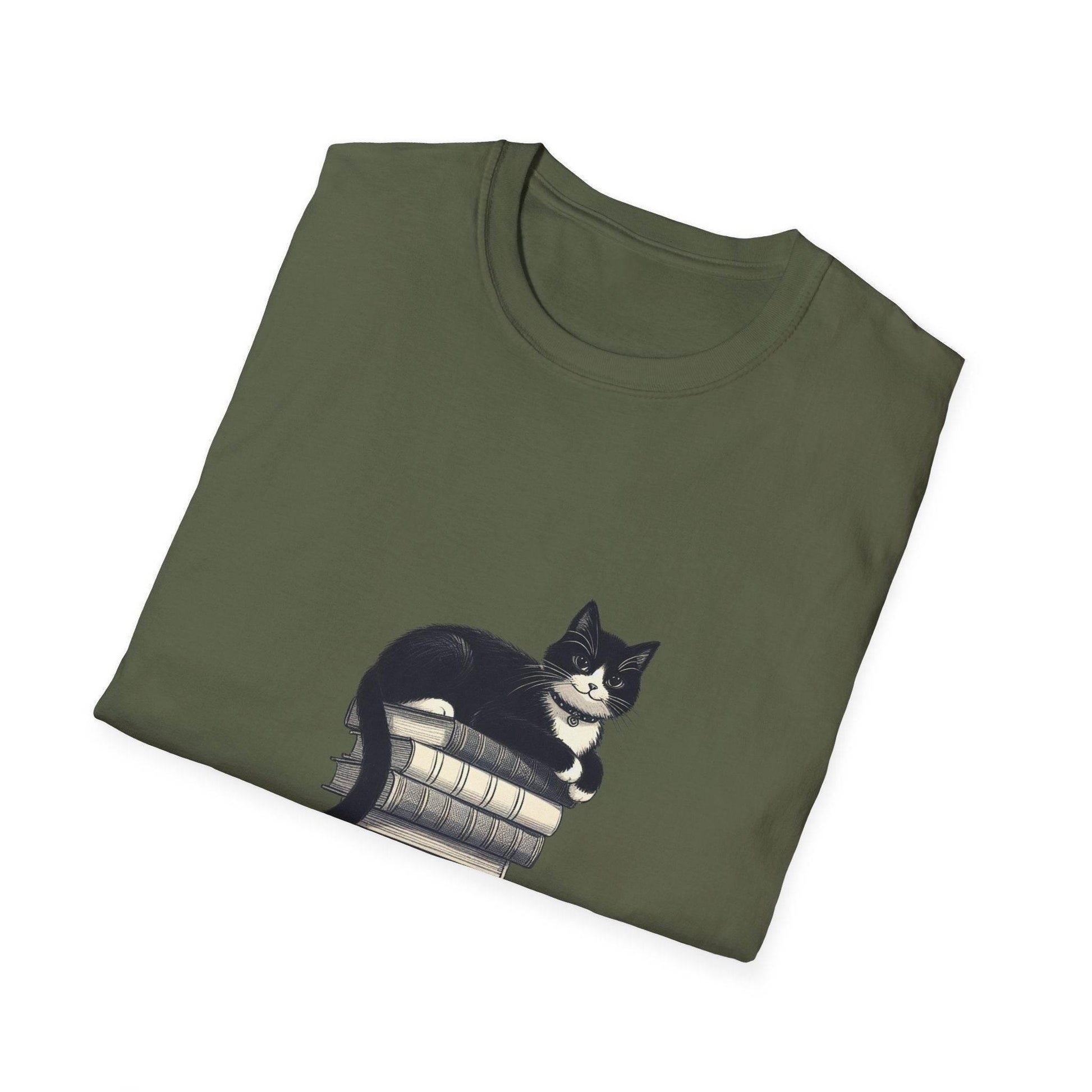 Unisex Softstyle T-Shirt - Vintage Cat Book Stack Bookaddict - The Dreamer's Bookshop.