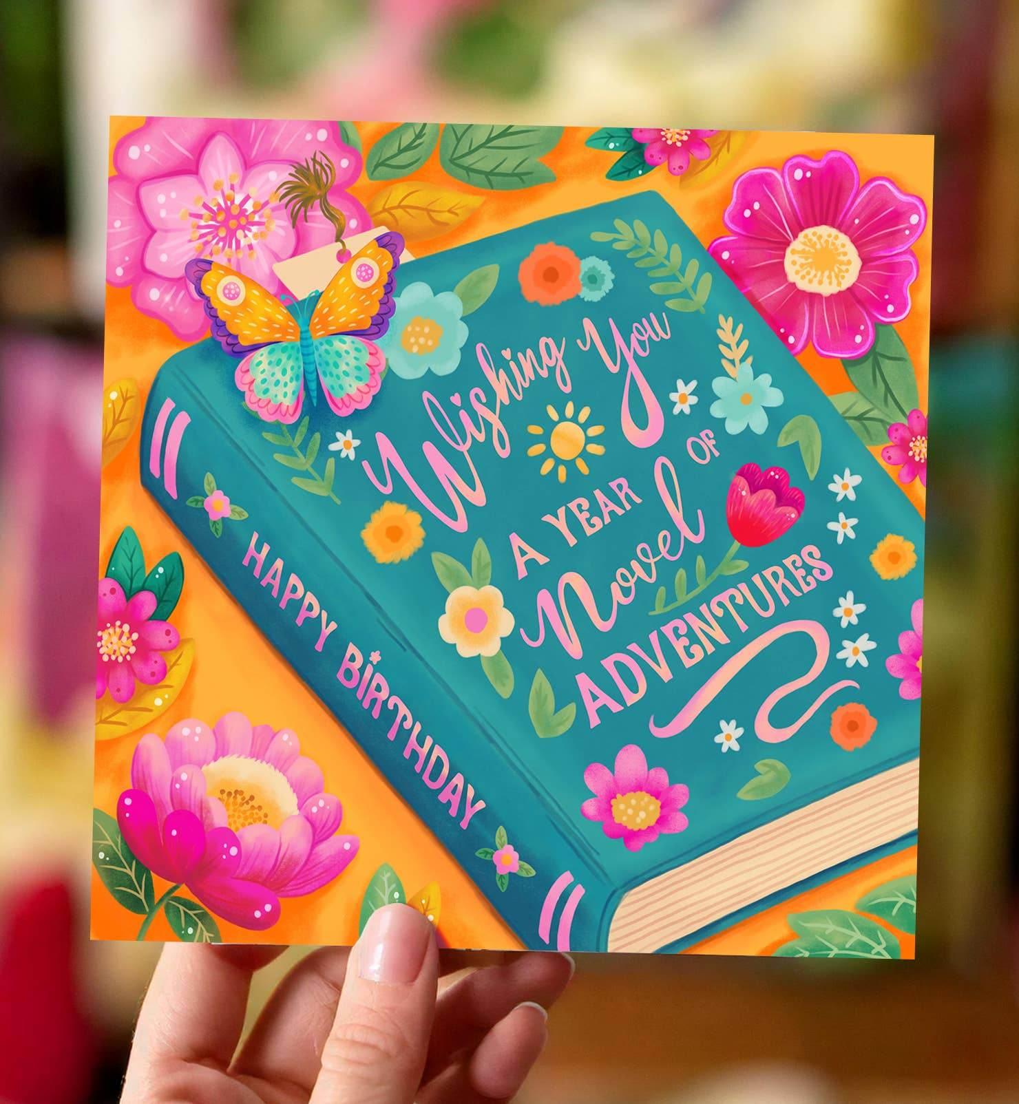 Aniet Illustration - Kaart felicitatie verjaardag boek met bloemen vrolijk - The Dreamer's Bookshop.
