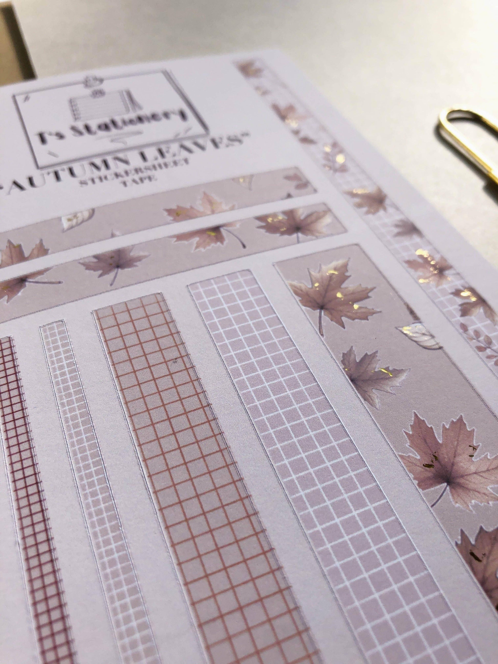 T's Stationery - Stickertape met goudfolie „Autumnal Leaves” (kastanjebruin) - The Dreamer's Bookshop.