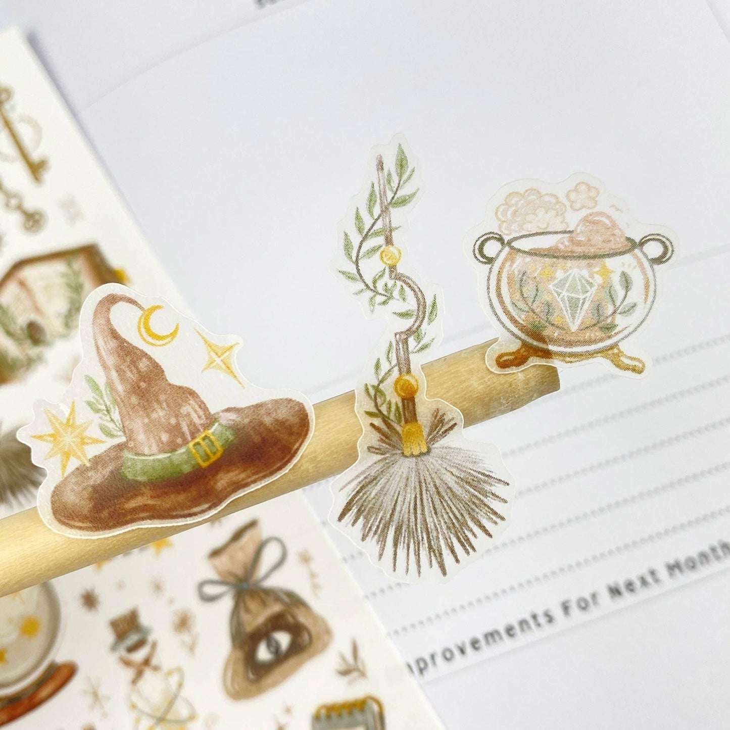 LETTOOn - Stickervel - Dark Magic - The Dreamer's Bookshop.