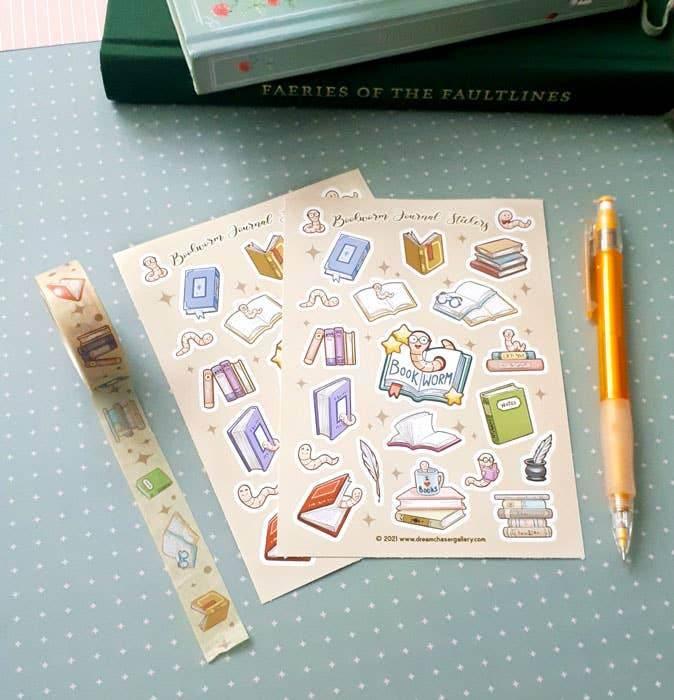 Dreamchaserart - Stickervel voor boekenwurmen - The Dreamer's Bookshop.