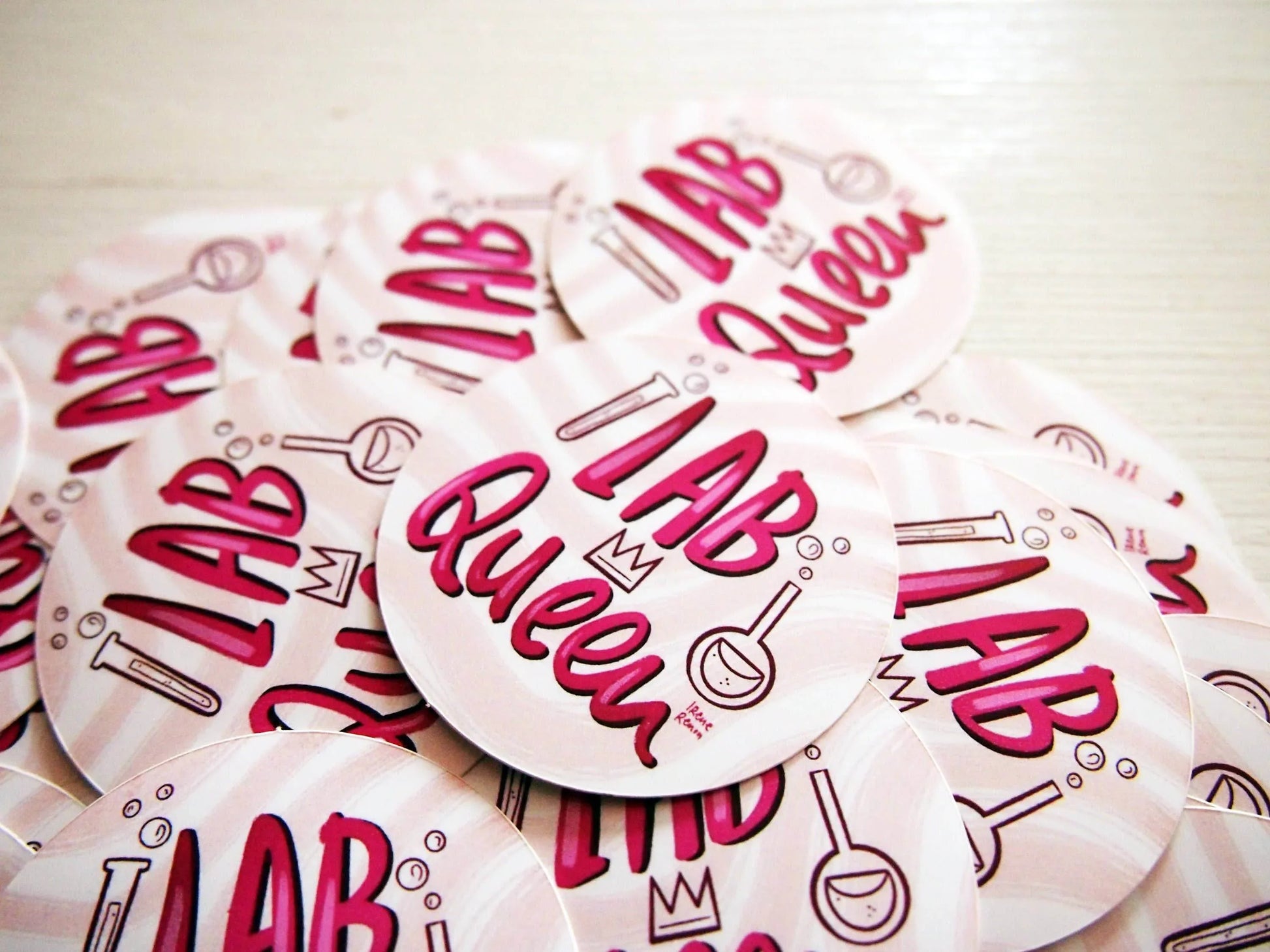Irene Renon illustrations - Wetenschapsstickers, laboratoriumkoningin, sticker voor wetenschappers - The Dreamer's Bookshop.