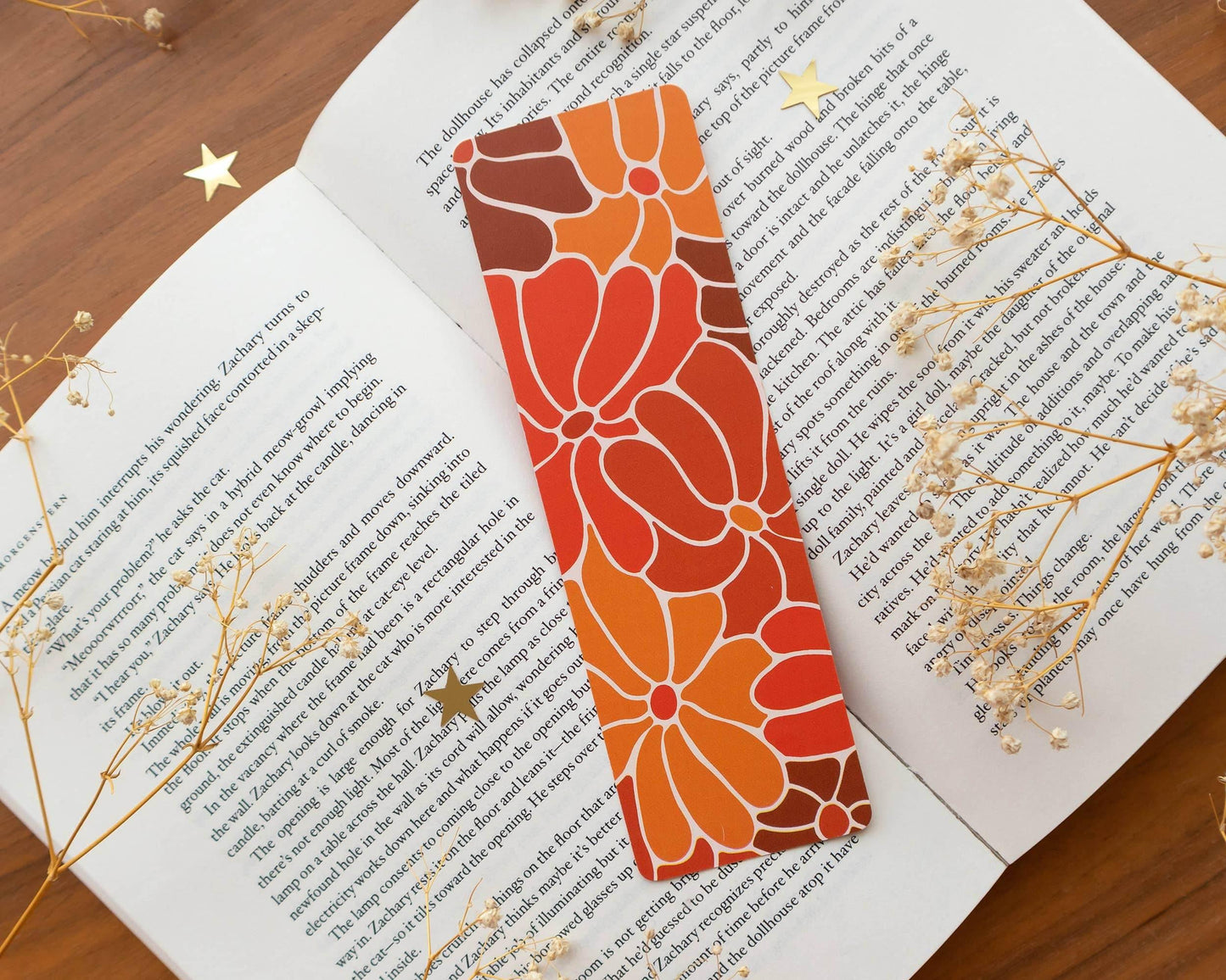Basically Britt - Bookmark - Groovy Retro Orange Flowers - The Dreamer's Bookshop.