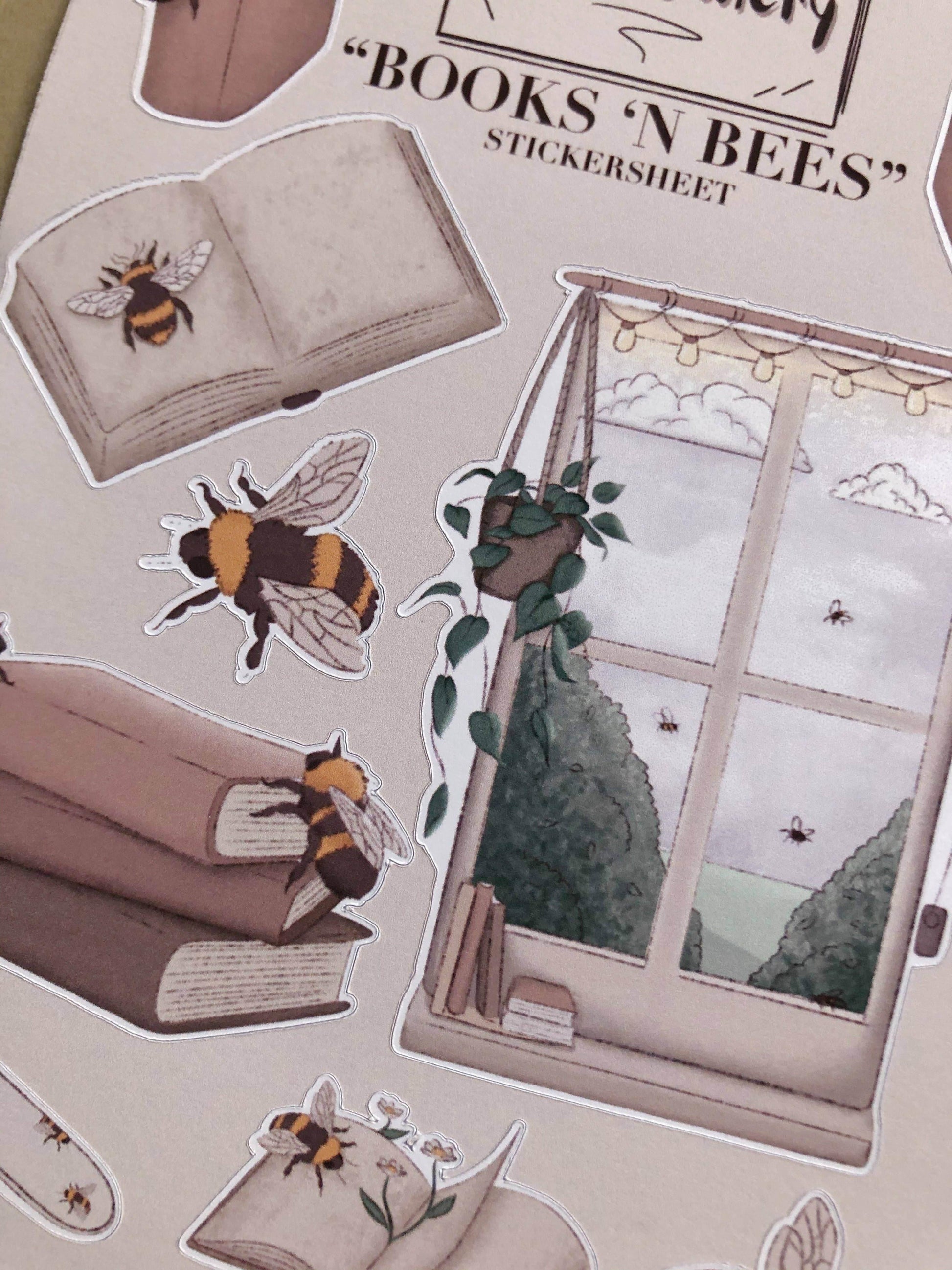 T's Stationery - „Books 'n Bees” - The Dreamer's Bookshop.