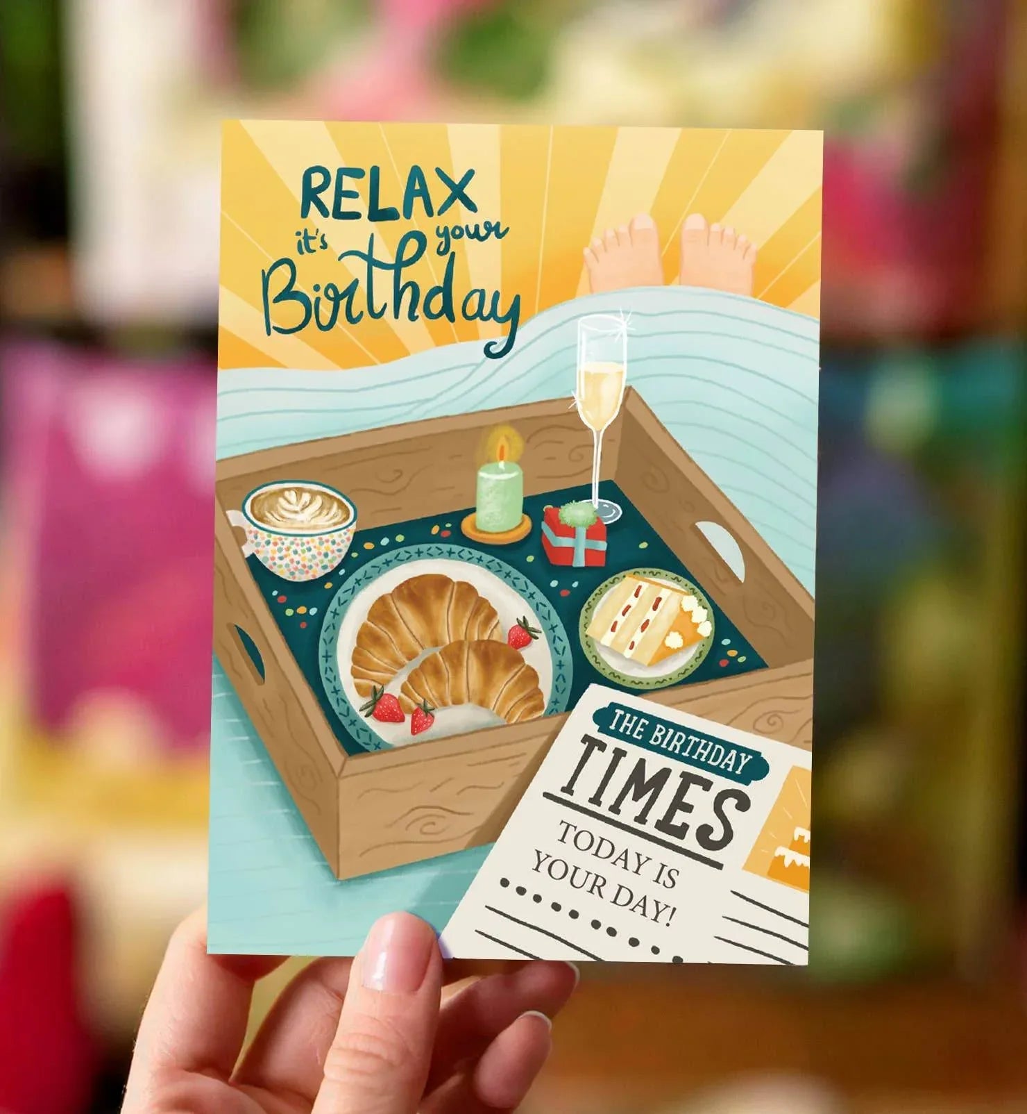Aniet Illustration - Kaart verjaardag felicitatie man met dienblad en krant relax - The Dreamer's Bookshop.